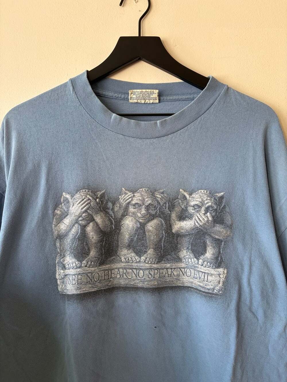 Soft Goods Gargoyles See No Evil T-Shirt Size XL Blue